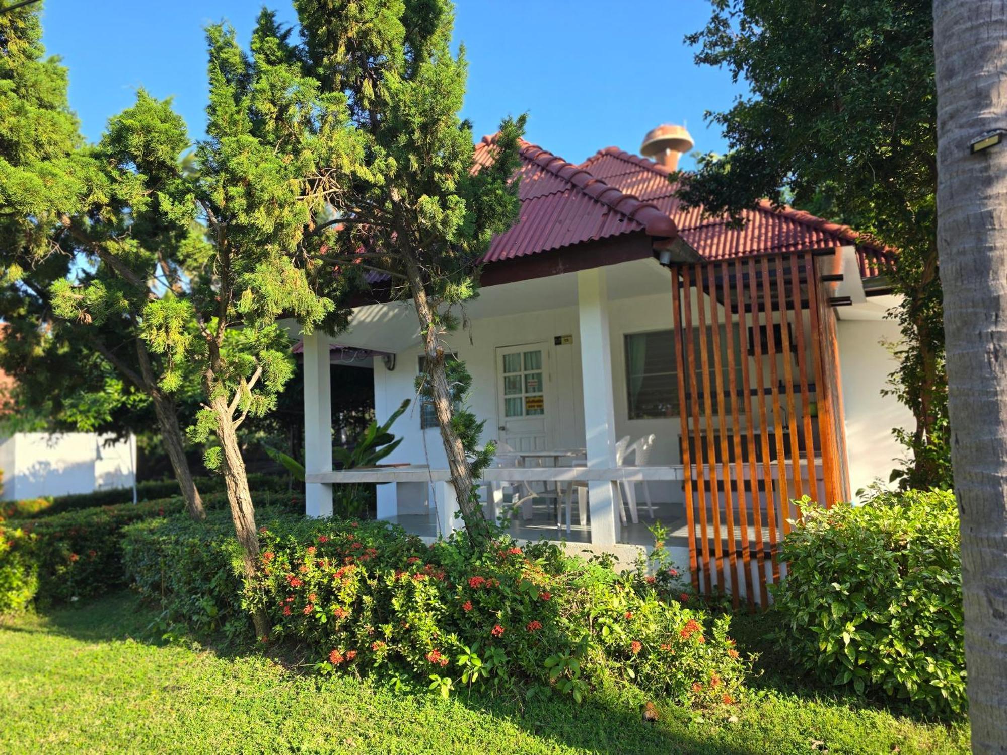 Baan Golden Resort & Residences Сам-Рой-Йот Экстерьер фото